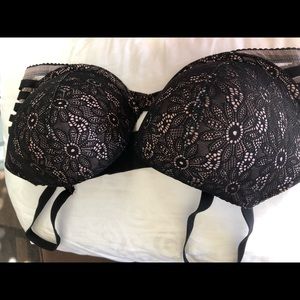 Victoria’s Secret Very Sexy push-up bra